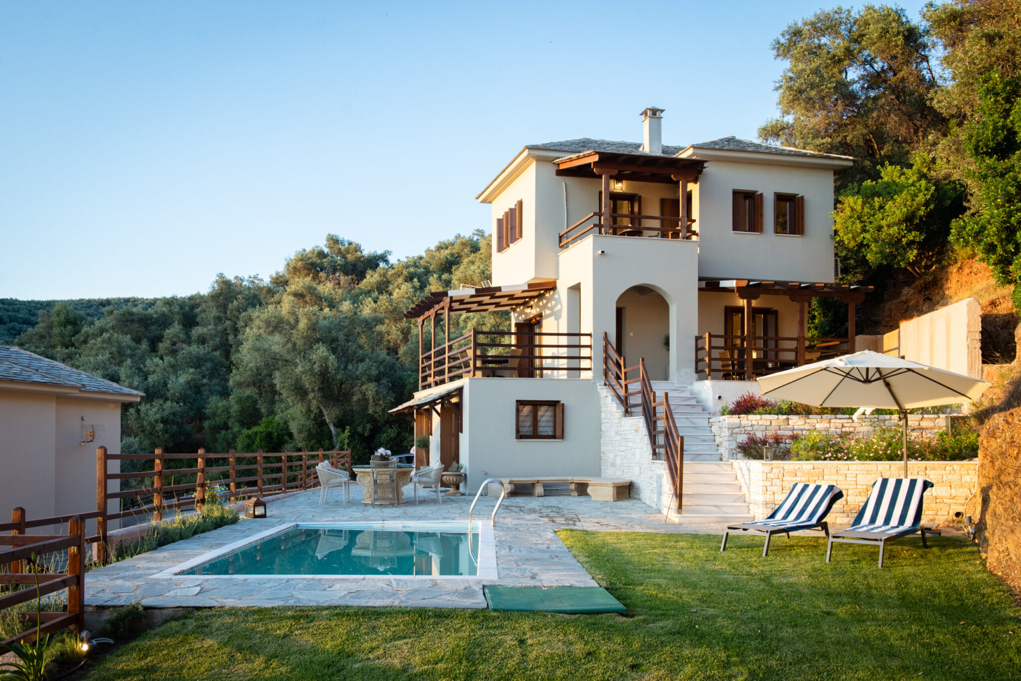 HOUSES IN AFISSOS PELION